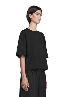 "ATLAS" Boxy T-Shirt Cropped Fit mit Chrom-Schraubnieten in Schwarz