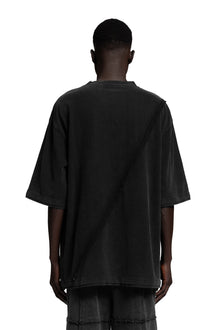 "2 WORLDS" T-Shirt Oversized Silhouette in Washed Black