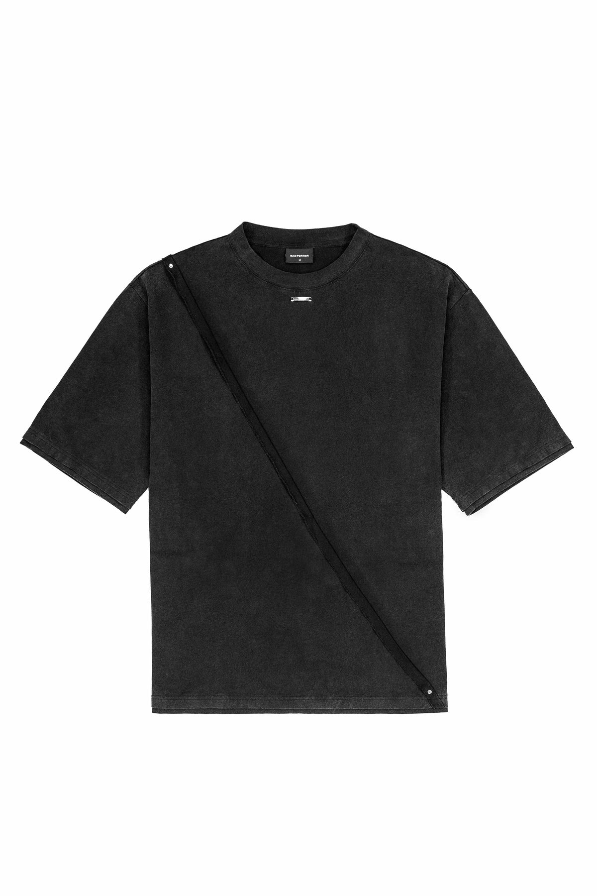 "2 WORLDS" T-Shirt Oversized Silhouette in Washed Black
