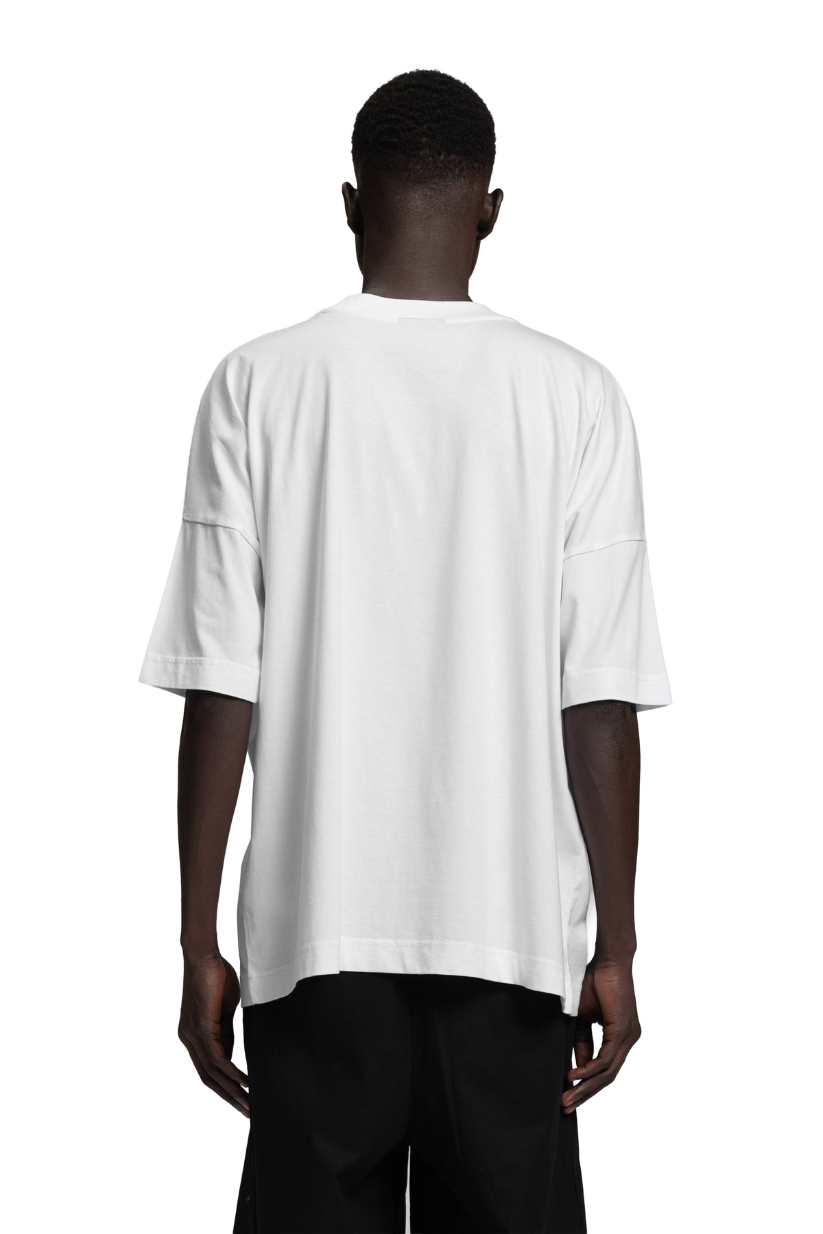 "FRUGAL AESTHETICS" T-Shirt regular Passform in Weiß