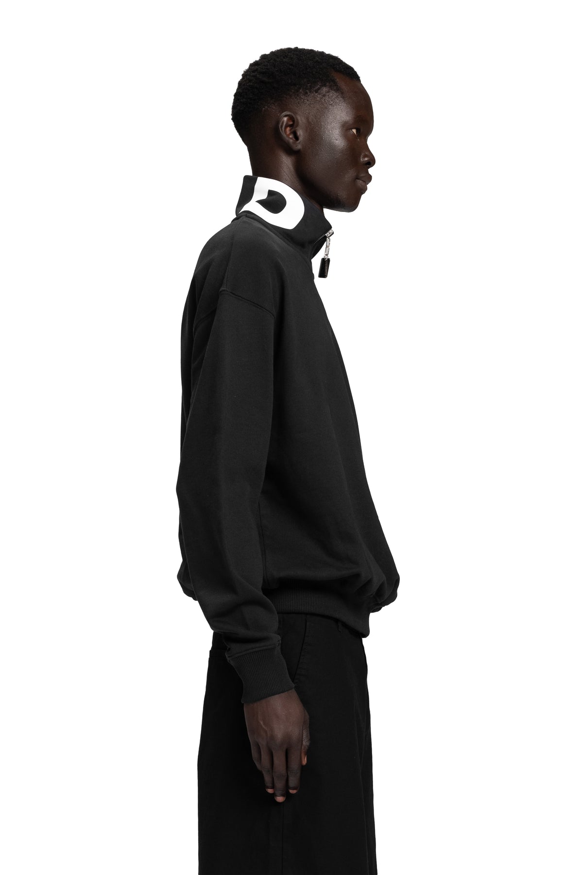 "BAD" Crewneck Sweater relaxed Unisex-Passform in Schwarz