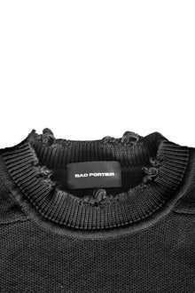"CYBER ATTACK" Sweater Knit Distressed in Schwarz