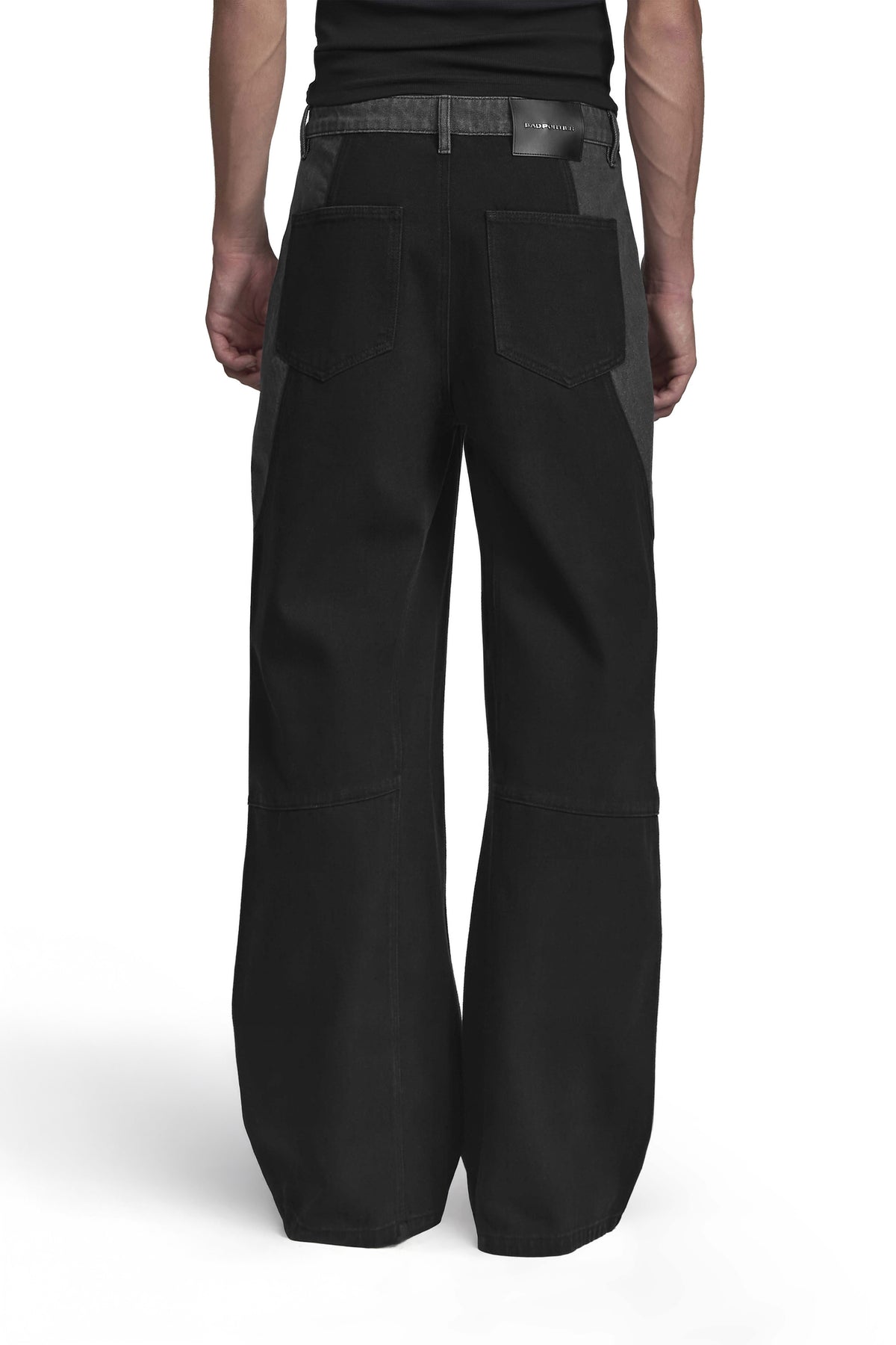 "ARMATURA" Denim Hose Mid Waist in Schwarz/Grau