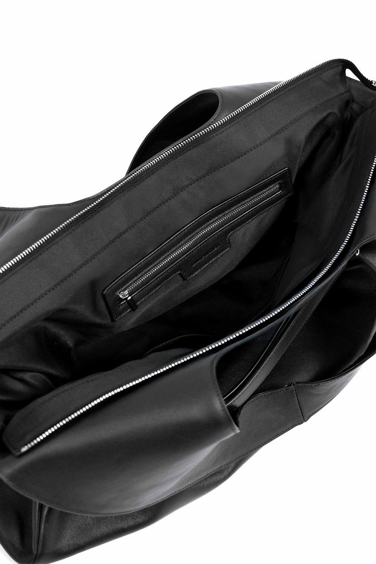 "STUNT" Belted Bag XXL aus Leder in Schwarz
