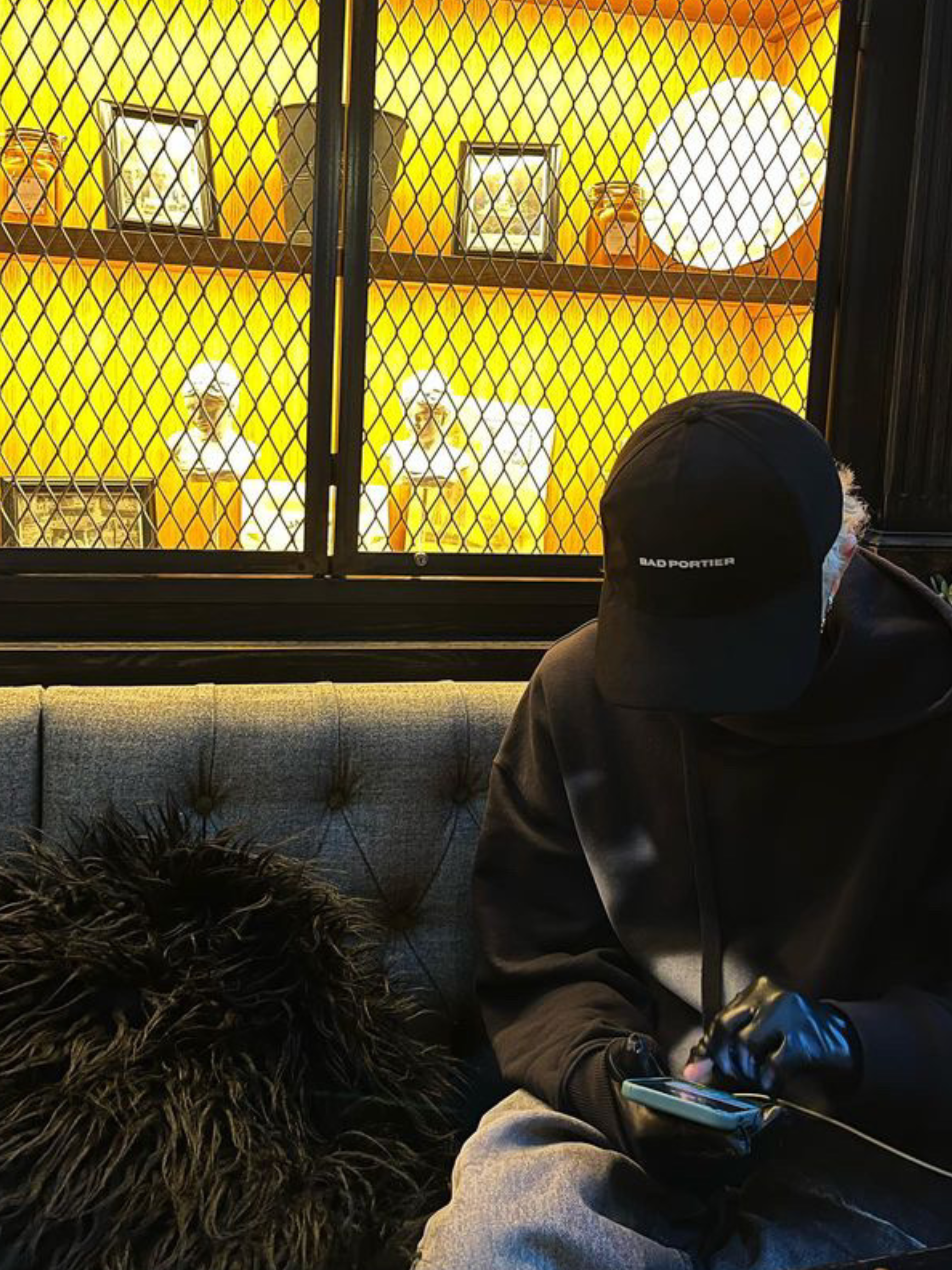 Copy of iliynf2_Bad_Portier_Accessories_BOLD_LOGO_VELOURS_CAP_BLACK_élémentaire_Streetwear_Collection_2024_11