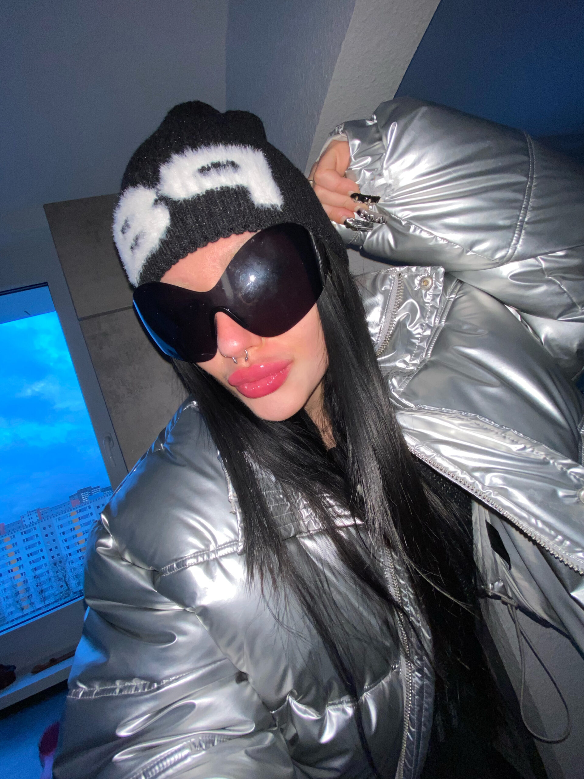 Copy of nastasiaclaire_Bad_Portier_Accessories_FROZEN_BEANIE_BLACK_élémentaire_Streetwear_Collection_2024_4