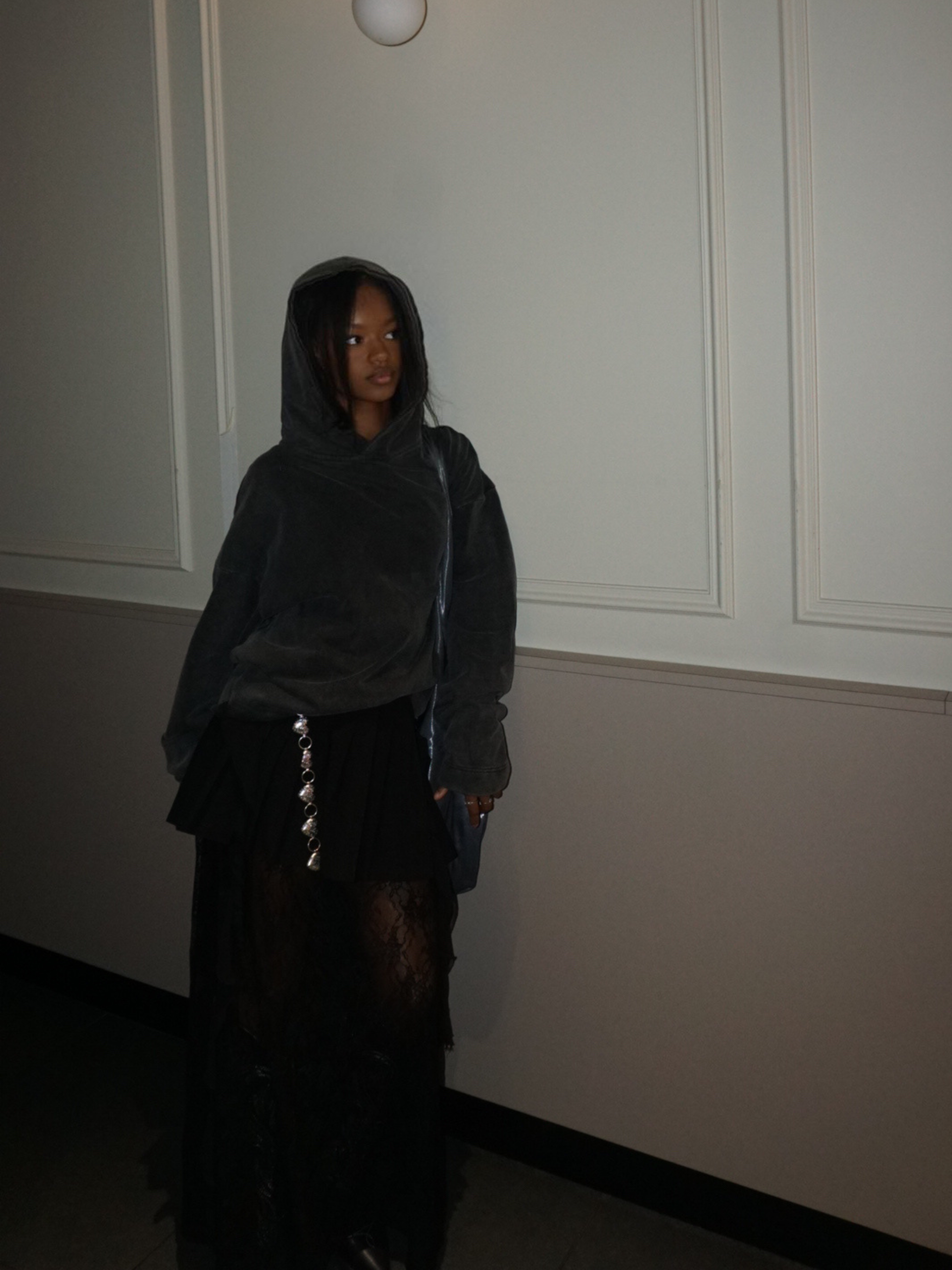debbiyechan_Bad_Portier_Hoodies_CROPPED_ACID_HOODIE_élémentaire_Streetwear_Collection_2024_3