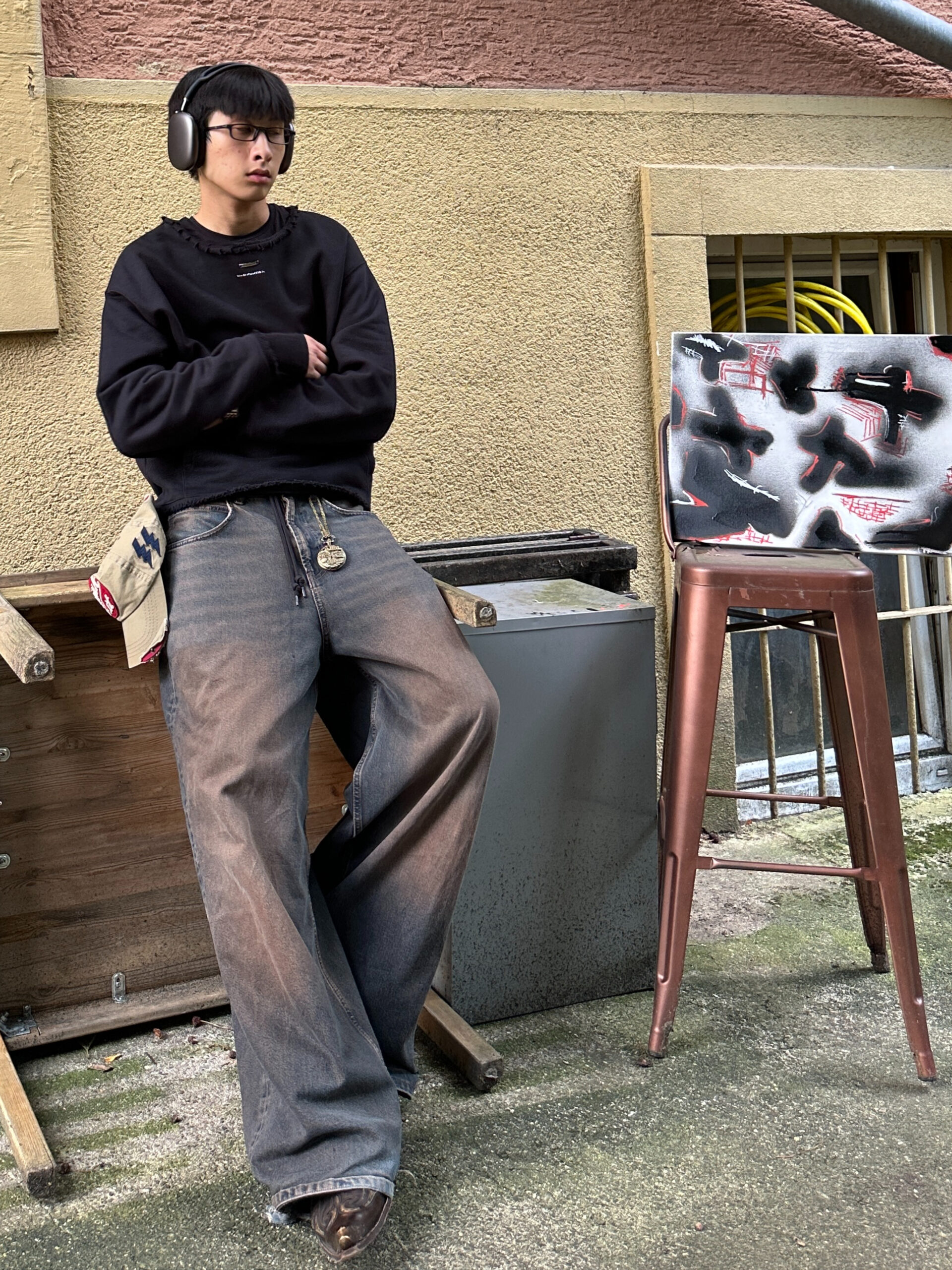 junjiezhng_Bad_Portier_Hoodies_IMPERFECTION_HOODIE_BLACK_HAND_FINISHED_élémentaire_Streetwear_Collection_2024_1