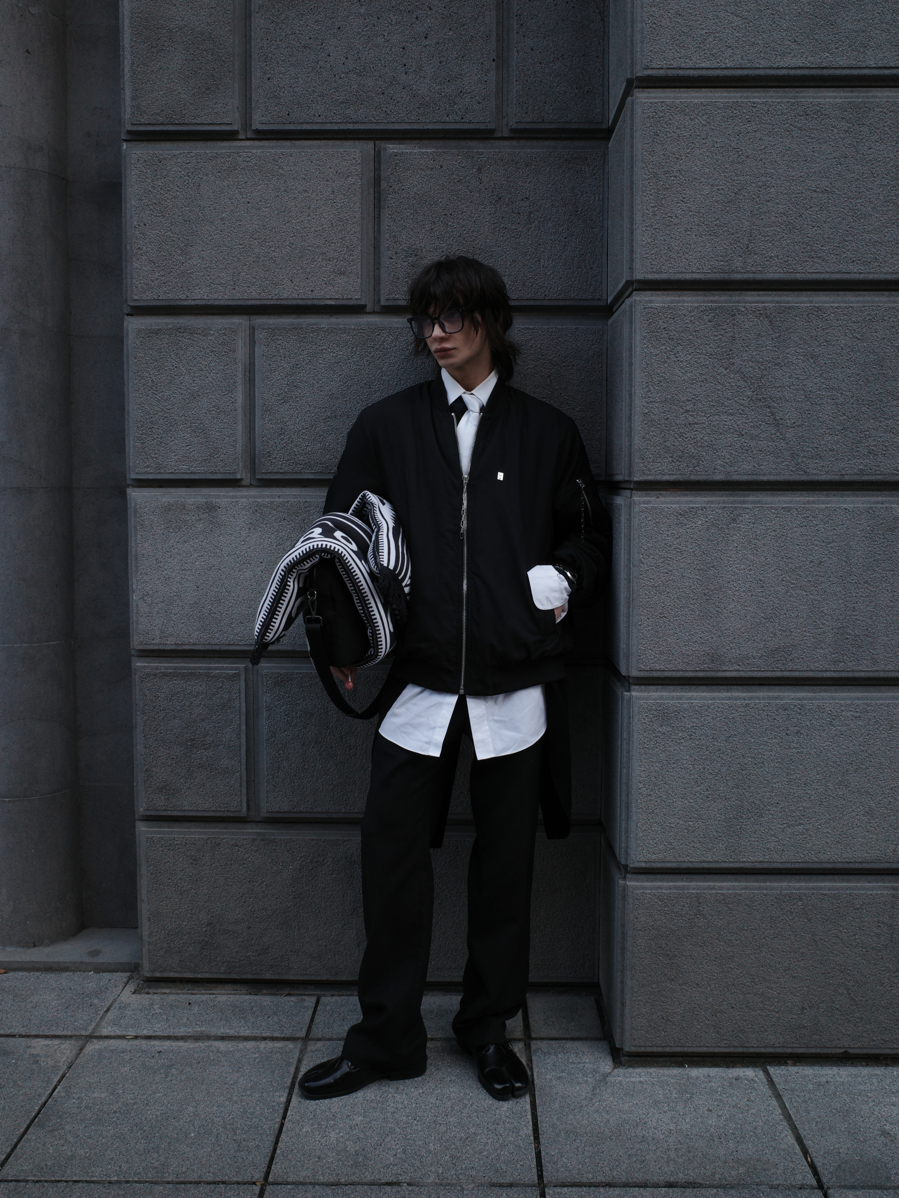 Copy of georgegogokhia_Bad_Portier_Jacket_UNIQUE_PERSPECTIVES_VEGAN_BOMBER_BLACK_élémentaire_Streetwear_Collection_2024_6