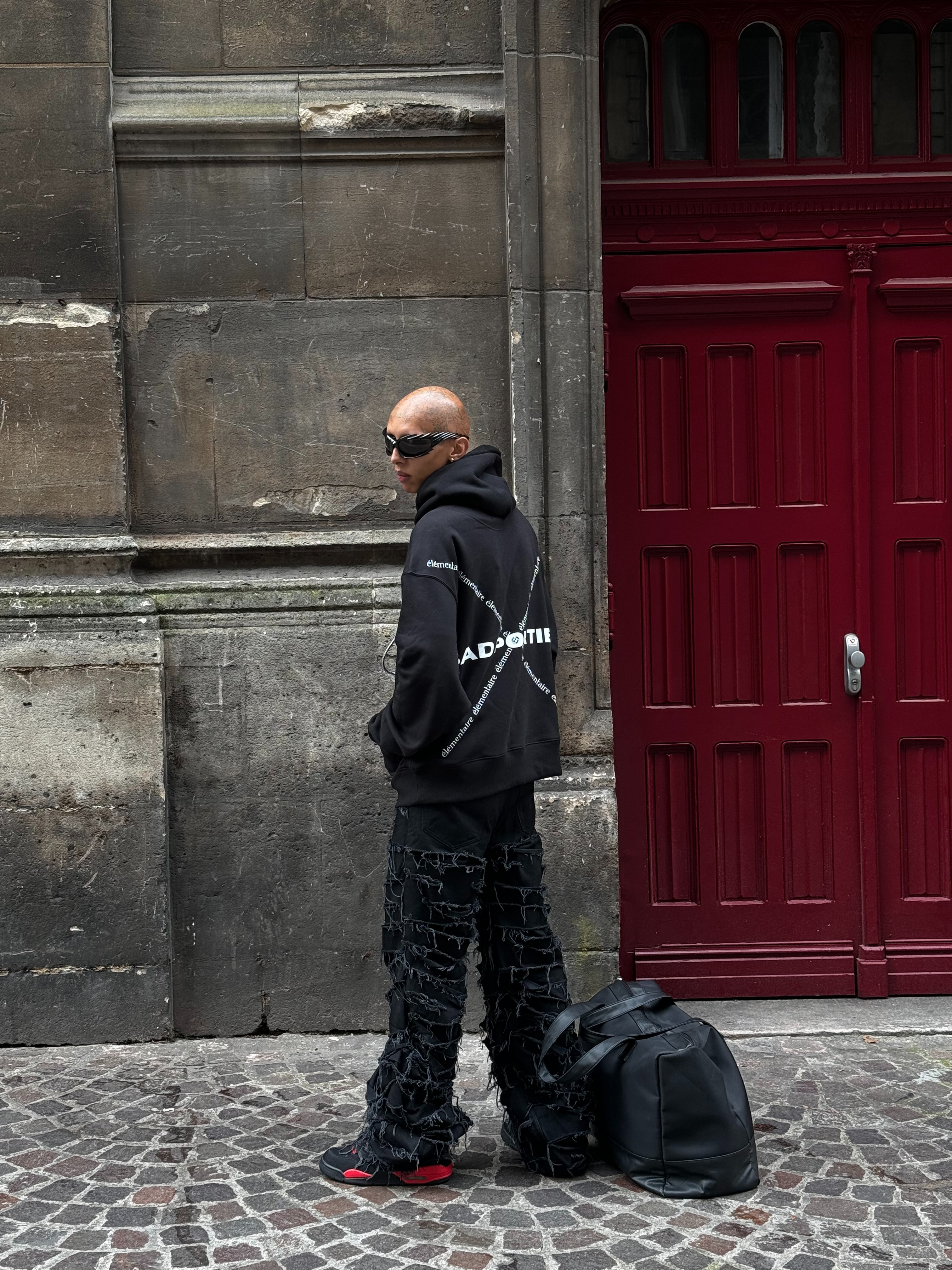 xeno_serpo_Bad_Portier_Hoodies_ÉLÉMENTAIRE_CROSS_HOODIE_BLACK_élémentaire_Streetwear_Collection_2024_3