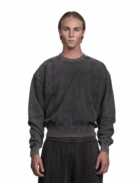 Obscura Dark Grey Sweater BAD PORTIER OPERATION AW25 capsule Croppped Front View Model Moritz Ruediger