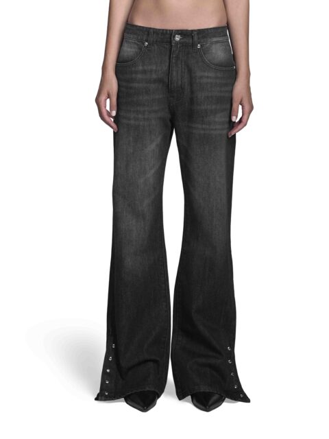 Cropped Front View of Model Vitoria Mota wearing the Pelvis Flared Jeans from BAD PORTIER OPERATION AW25 capsule.