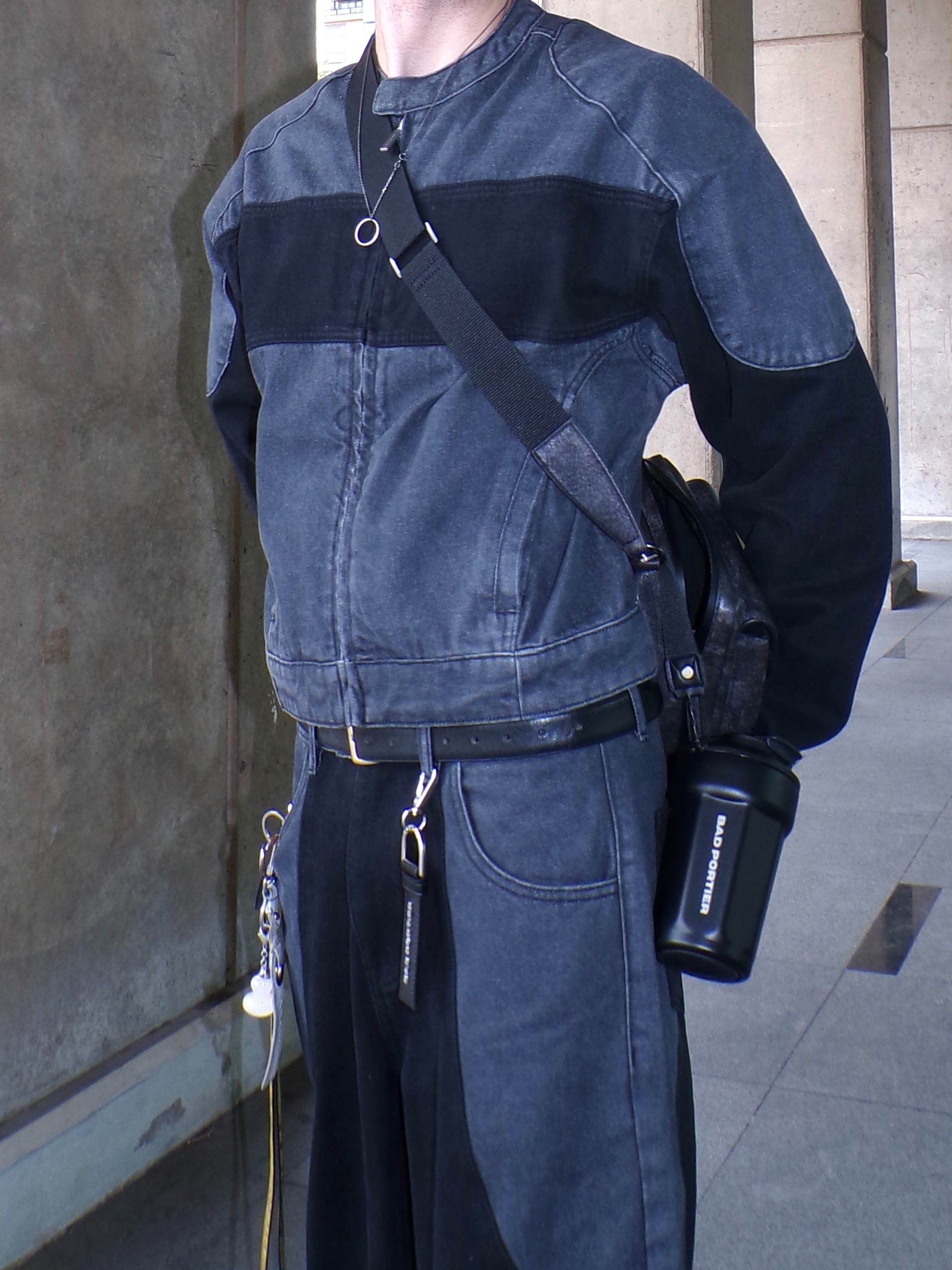 Influencer sergiogonzalve with BAD PORTIER 