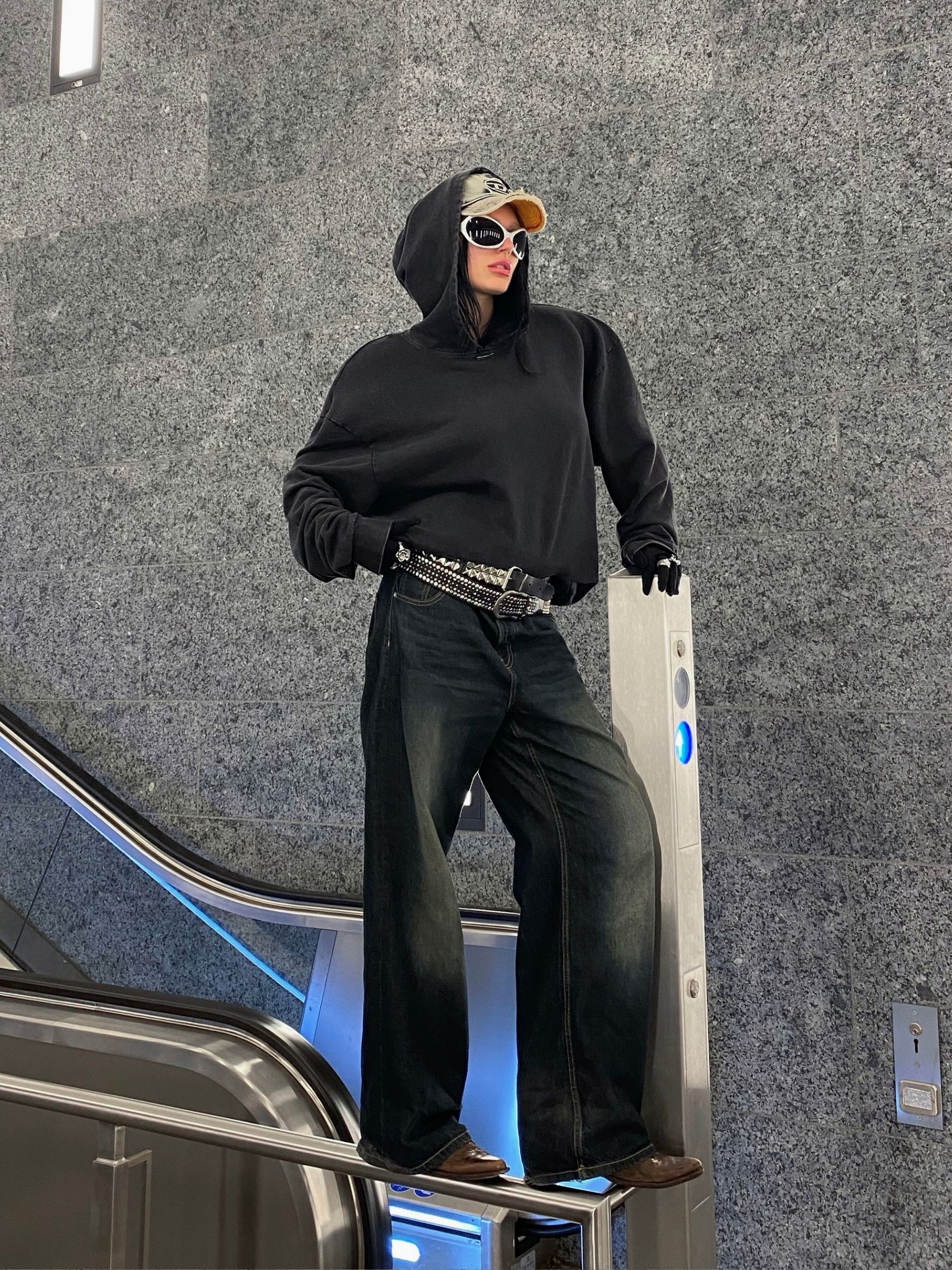 Black on Black Acid Hoodie – Tonal Construction